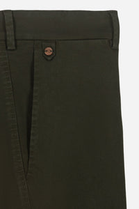 Chino chic gabardine de coton stretch vert brueghel - BZV3 - BERNARD ZINS