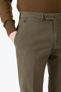 CHINO GABARDINE DE COTON STRETCH VERT PICKLE - BZV2 - BERNARD ZINS